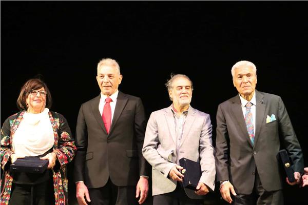 تكريم نجوم مهرجان الأقصر للسينما الأفريقية