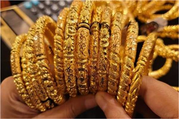 الذهب والمجوهرات