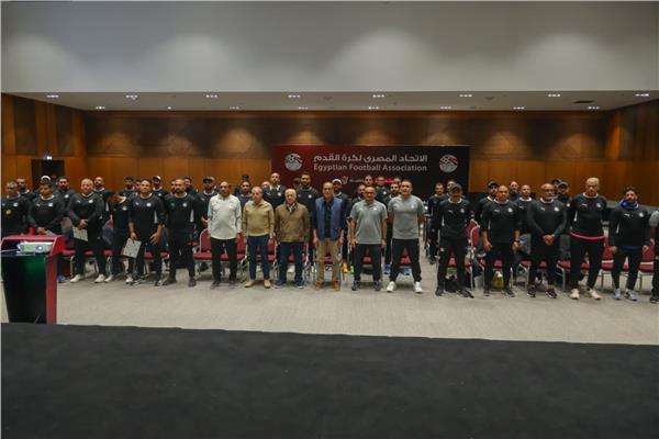 الدورة التدريبية المتطورة لمدربي حراس المرمى باتحاد الكرة 