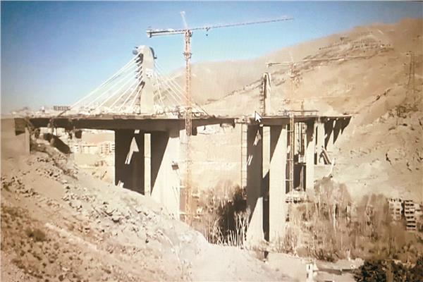 الجسر الإيرانى الذى قصفته إسرائيل