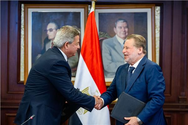محافظ البنك المركزي المصري ورئيس المجلس الأعلى لتنظيم الإعلام يوقعان بروتوكول تعاون 