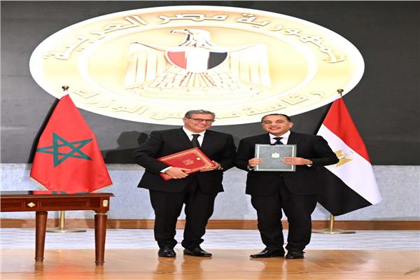 رئيسا حكومة مصر والمغرب يشهدان توقيع عددٍ من الوثائق 