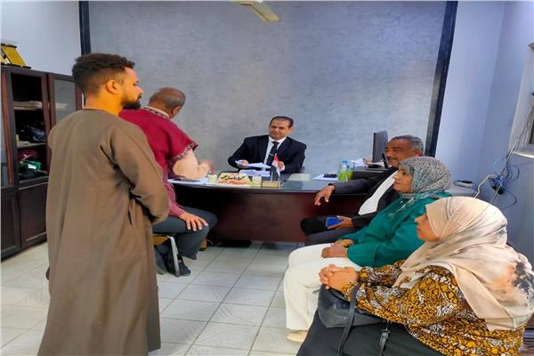 مديرية العمل بالأقصر تعقد لقاءً مفتوحًا مع المواطنين