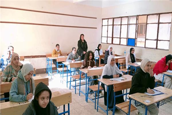 طلاب اولي ثانوي