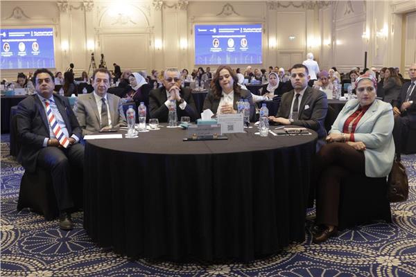 المجلس القومي للمرأة بالتعاون مع البنك الدولي  جلسة عمل تناقش "تقدم مصر في إصلاحات تمكين المرأة