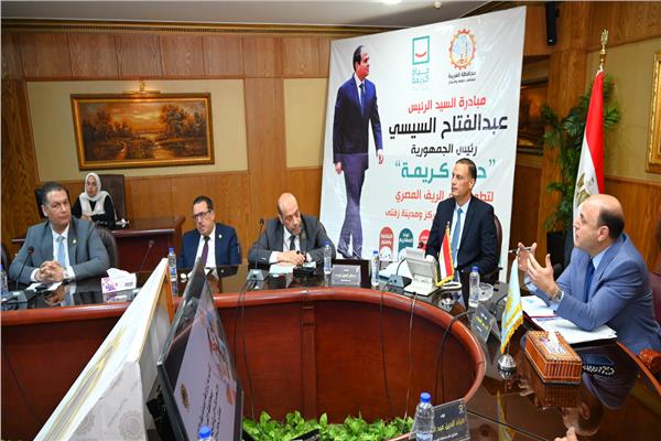 محافظ الغربية يدشن مبادرة شاملة لدعم وتطوير التكتلات الاقتصادية