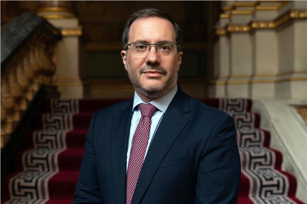  السفير البريطاني في مصر مارك برايسون ريتشاردسون