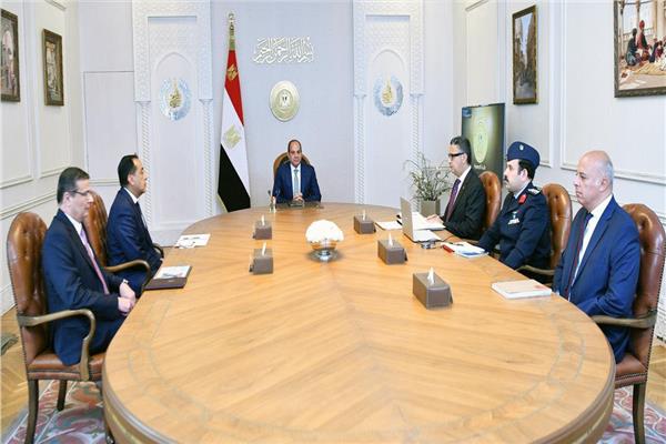 الرئيس عبد الفتاح السيسي خلال الاجتماع