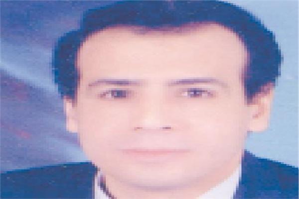 ممدوح بشرى ويصا مدير عام بمصر للطيران عضو المجالس القومية المتخصصة الأسبق