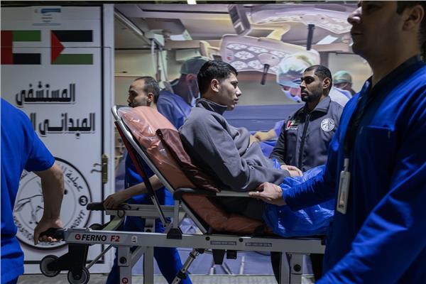 المستشفى العائم بالعريش يستقبل 5 مرضى جدد من قطاع غزة 