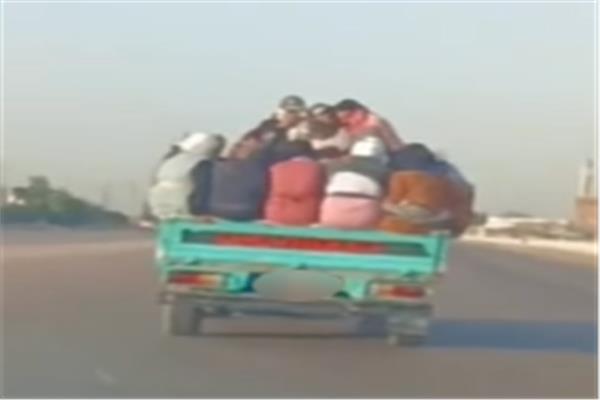 المتهمين