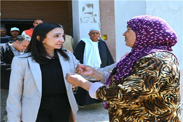 محافظ البحيرة