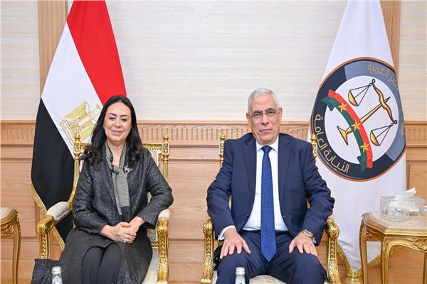 النائب العام المستشار محمد شوقي ووزيرة التضامن الاجتماعي د. مايا مرسي