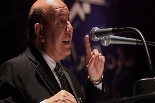 الدكتور أحمد تيمور