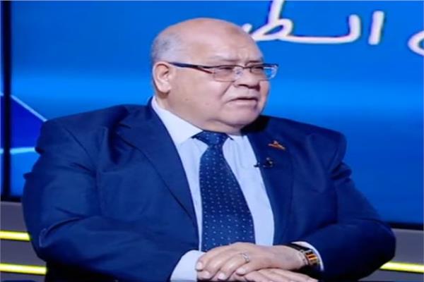 الدكتور مجدي عبد العزيز