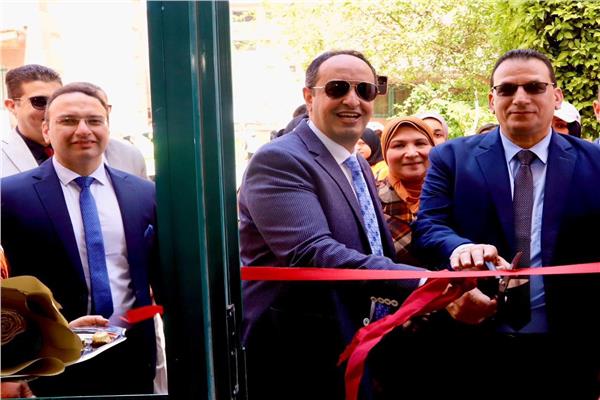 الدكتور عمرو عثمان مدير صندوق مكافحة وعلاج الإدمان والتعاطي خلال الافتتاح