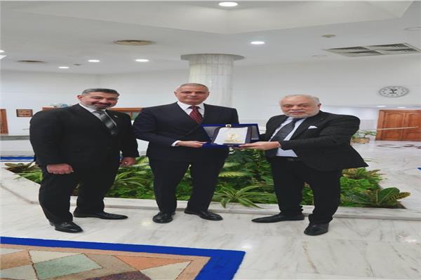 النائب ياسر جلال