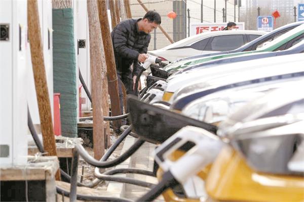 نمو بنسبة 40% بمبيعات السيارات الكهربائية بأكبر أسواق أوروبا