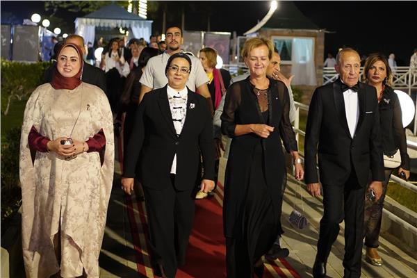 المستشارة امل عمار