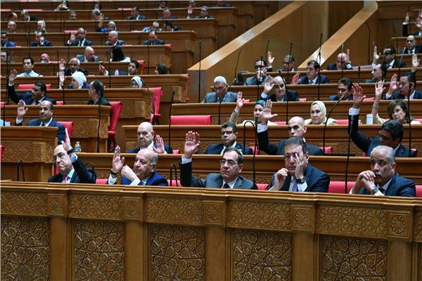 مدبولي تحت القبة.. كيف قرأ نواب الشعب كلمة رئيس الحكومة؟