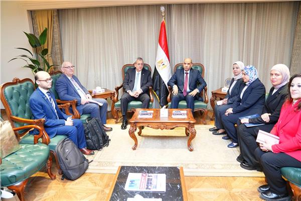لجنة مشتركة مصرية–قبرصية لتفعيل نقل العمالة وتوسيع فرص التشغيل