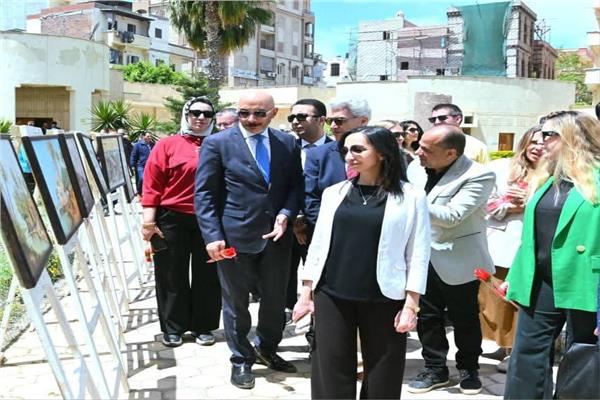 الدكتورة جاكلين عازر  محافظ البحيرة
