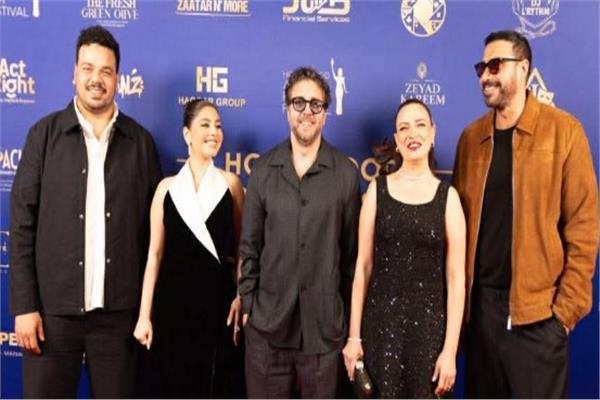 تكريم نجوم الوسط الفني بمهرجان هوليوود للفيلم العربي 