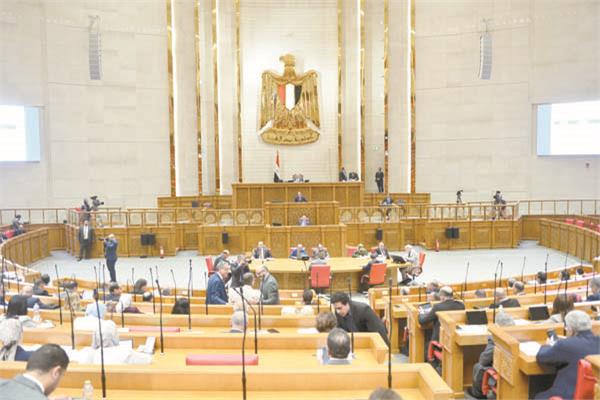 المستشار هشام بدوى رئيس مجلس النواب خلال ترؤسه الجلسة العامة أمس
