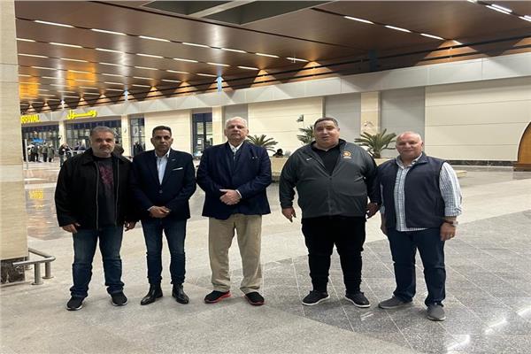 مسؤولو الاتحاد المصري للمصارعة في استقبال رئيس الاتحاد الدولي للمصارعة