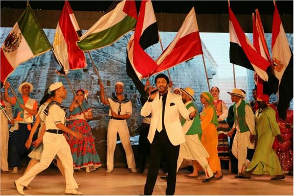 الليلة.. سامح يسري يحيي حفل عيد تحرير سيناء بمسرح البالون
