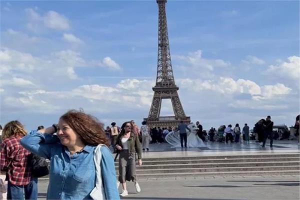 الفنانة انتصار