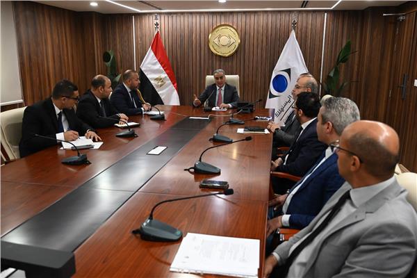  إبراهيم السجيني  رئيس جهاز حماية المستهلك يترأس اليوم غرفة العمليات المركزية