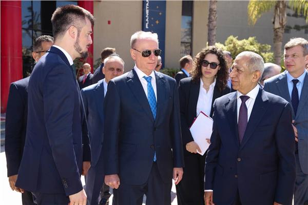 الأكاديمية العربية تستقبل مساعد الرئيس الروسي في مقرها الرئيسي