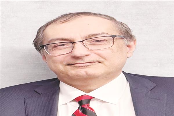البروفيسور‭ ‬المصرى‭ ‬وفيق‭ ‬الديرى‭
