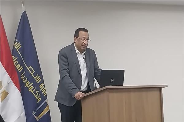 وزير الاتصالات وتكنولوجيا المعلومات
