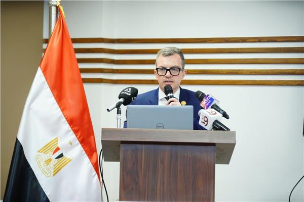 الدكتور أحمد رستم وزير التخطيط والتنمية الاقتصادية