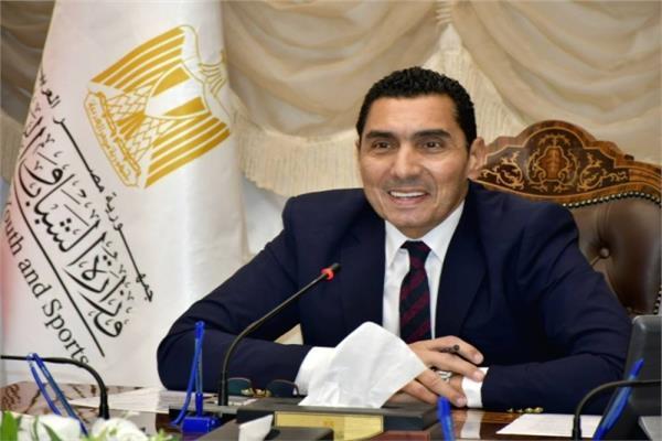 جوهر نبيل وزير الشباب والرياضة