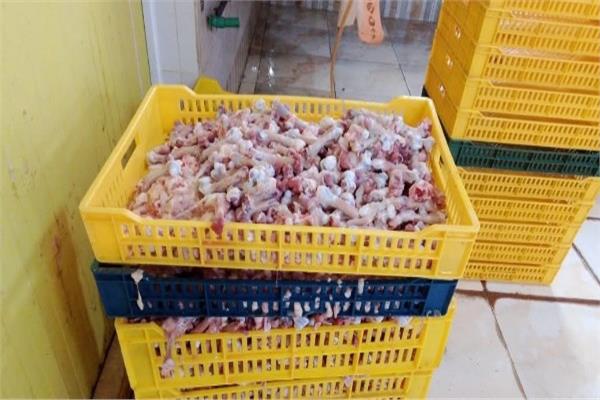 ضبط وإعدام 3 أطنان من الدواجن