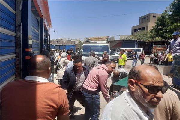حملة رقابية بحي غرب شبرا لضبط الأسواق 