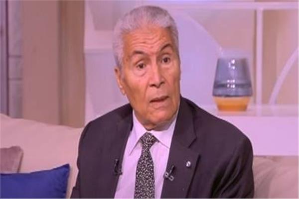 الفنان سيف عبدالرحمن 