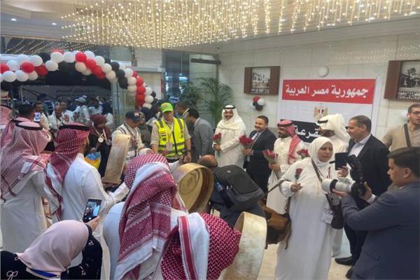 وصول 4410 حجاج من بعثة القرعة إلى المدينة المنورة حتى الآن