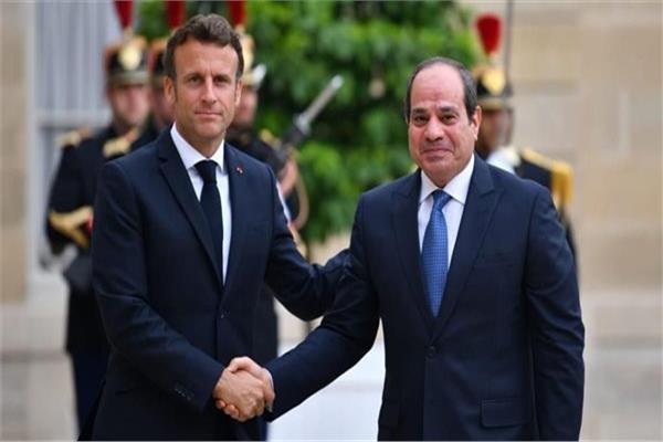 الرئيس عبدالفتاح السيسي والرئيس إيمانويل ماكرون