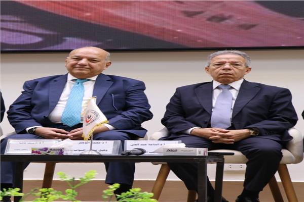 د. محمد الوحش وكيل مجلس النواب في حفل يوم الطبيب