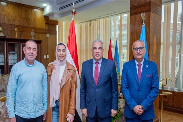 الدكتور محمد حسين رئيس جامعة طنطا