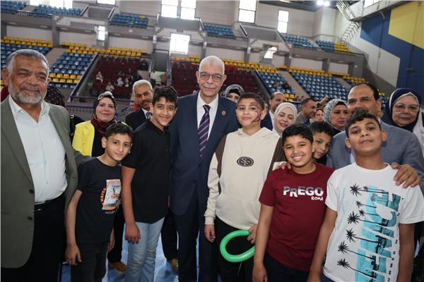 الدكتور أحمد القاصد