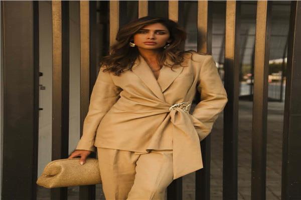 الفنانة  إنجي كيوان