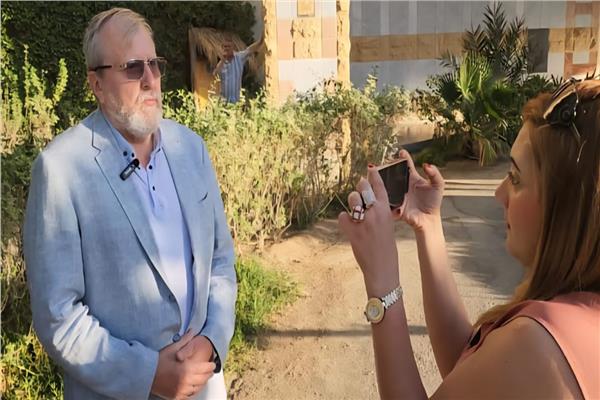 القنصل الروسي خلال حواره مع محررة بوابة أخبار اليوم