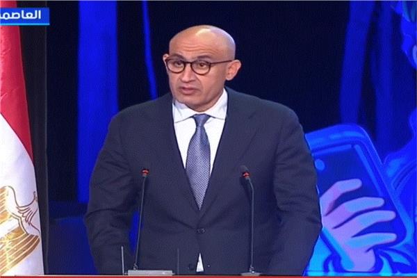 محمد عبد اللطيف وزير التربية والتعليم