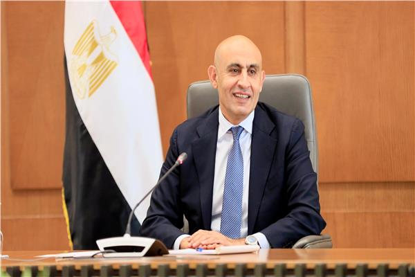 محمد عبد اللطيف وزير التربية والتعليم
