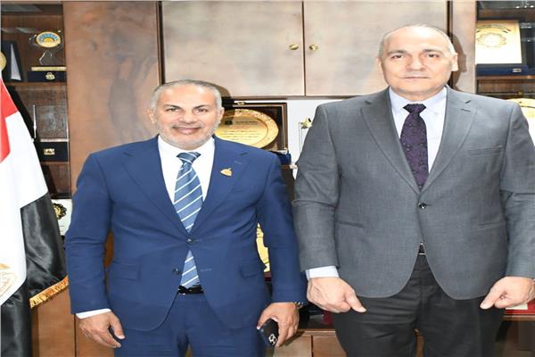 محمد عطية مع النائب مصطفى البنا
